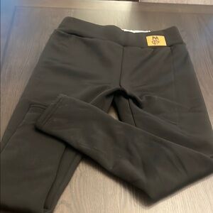 Tailored Black Leggings with Smooth Finish